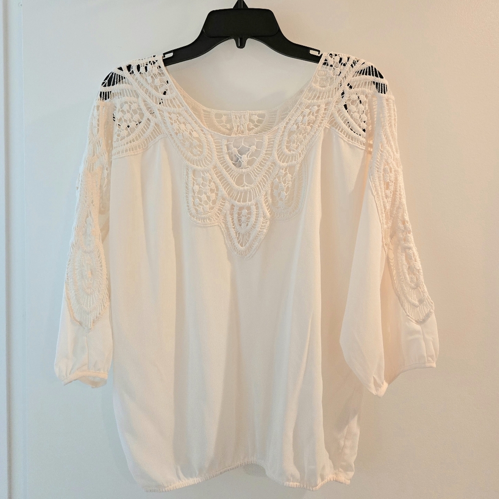 New w/ Tag Forever 21 Quarter Sleeve Crochet Blouse Top Ivory Medium